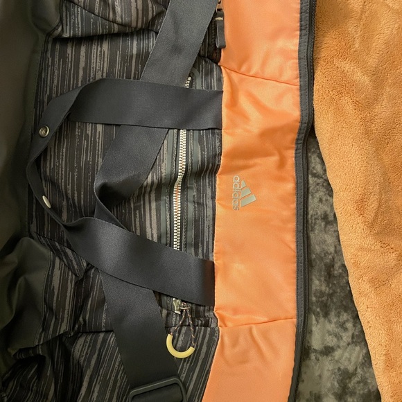 Adidas duffel - Picture 1 of 5